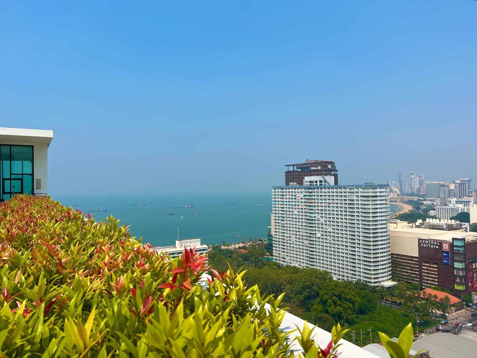 Sea View Pattaya Beach @The Base Central Pattaya Buitenkant foto